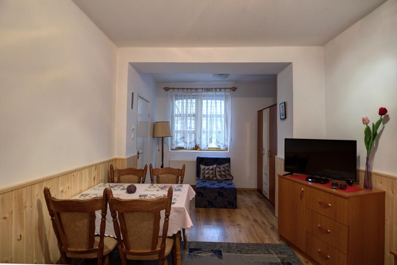 Oazis Apartman Eger Zewnętrze zdjęcie